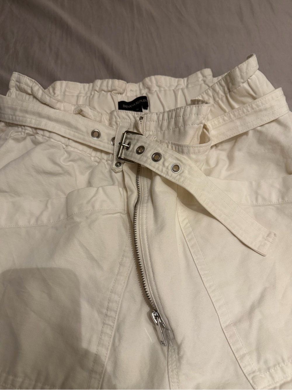 Banana Republic White Elastic-Waist Button Skirt